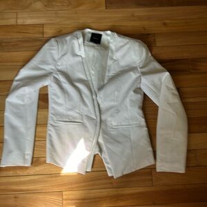 Forever 21 white jacket. Size medium. Gently worn